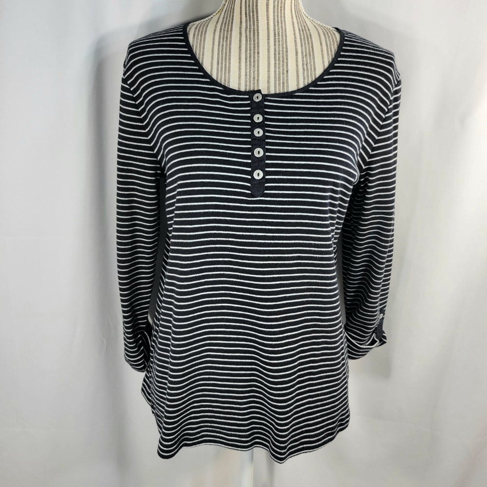 Croft & Barrow NWOT Black & White Striped 1/4 Button Tab Sleeve Top Size Large